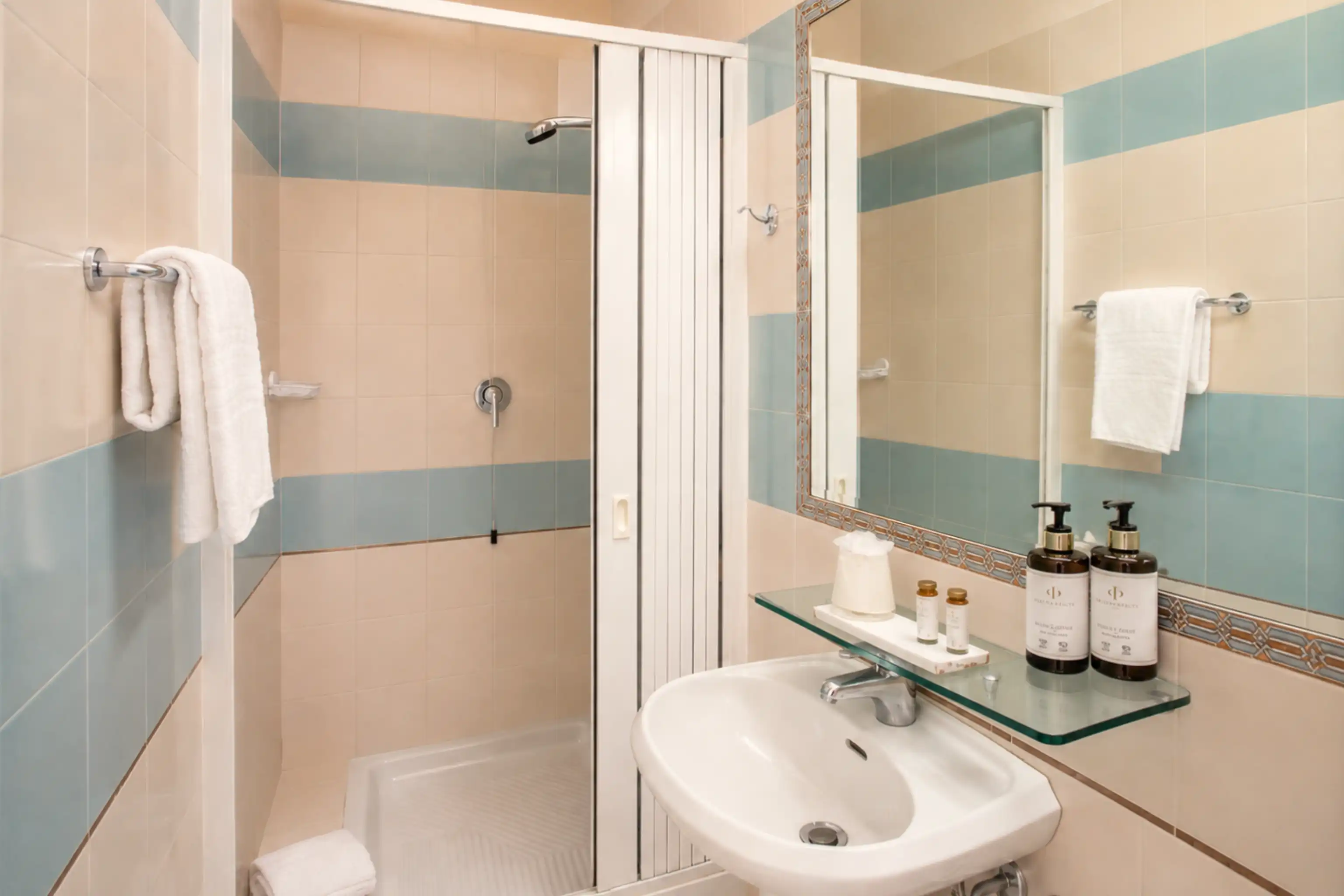 compact-bagno-2.webp